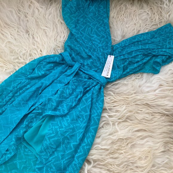 ALICE AND OLIVIA Darva Wrap-effect Swiss-dot Silk And Cotton-blend Midi Dress - Picture 5 of 15